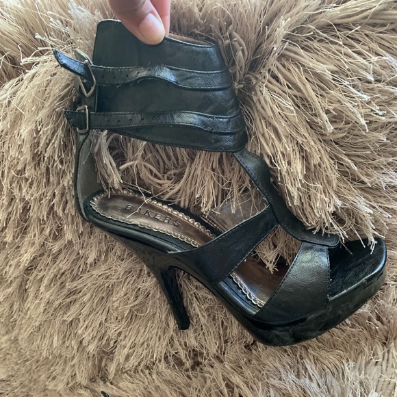 BAKERS Black heels - Picture 2 of 6